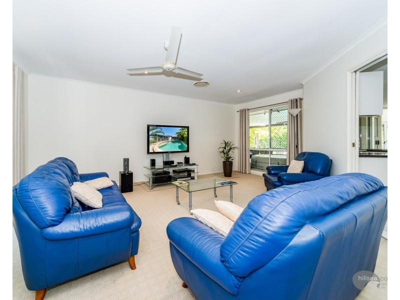 Parkwood QLD 4214