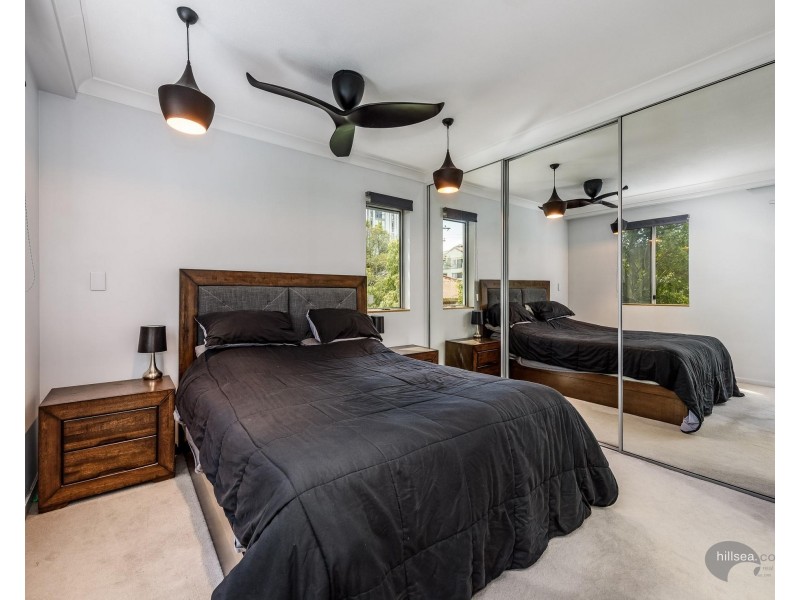 6/18-22 Parker Street, Labrador QLD 4215