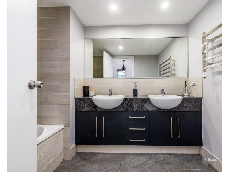 6/18-22 Parker Street, Labrador QLD 4215