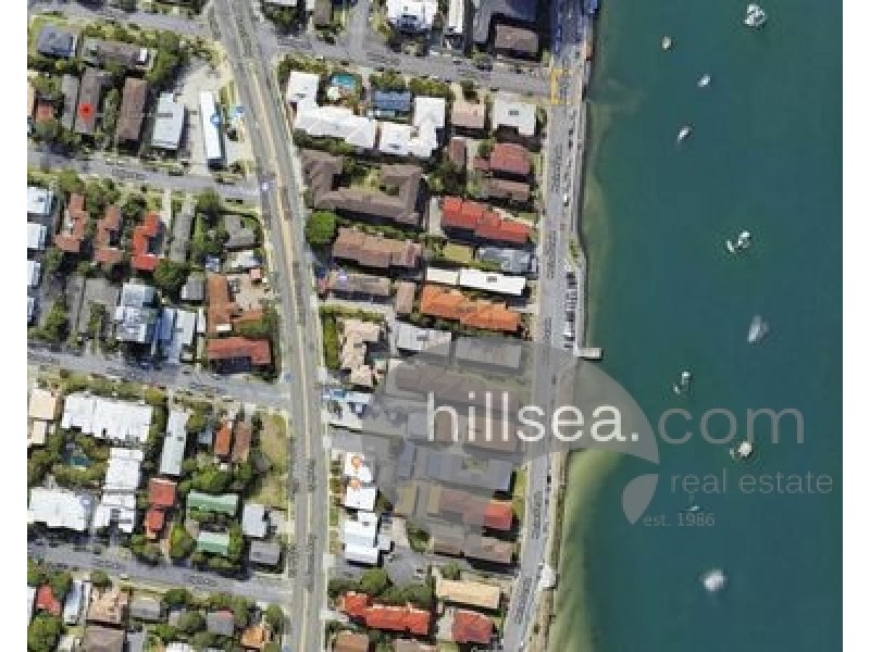 2/13 Baker Avenue, Labrador QLD 4215