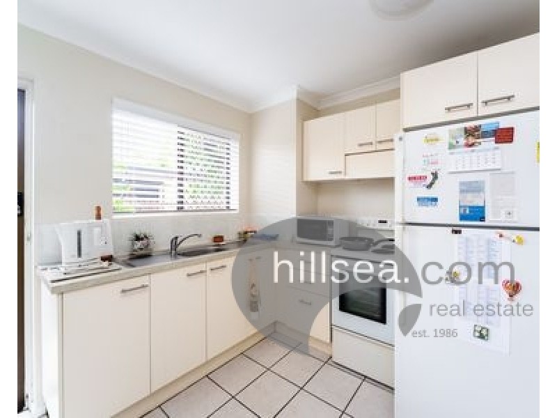2/13 Baker Avenue, Labrador QLD 4215