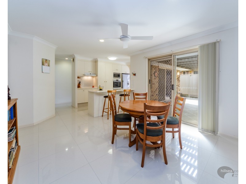 16 Maidstone Place, Parkwood QLD 4214