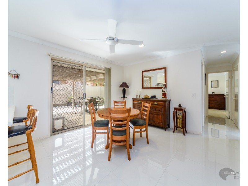 16 Maidstone Place, Parkwood QLD 4214