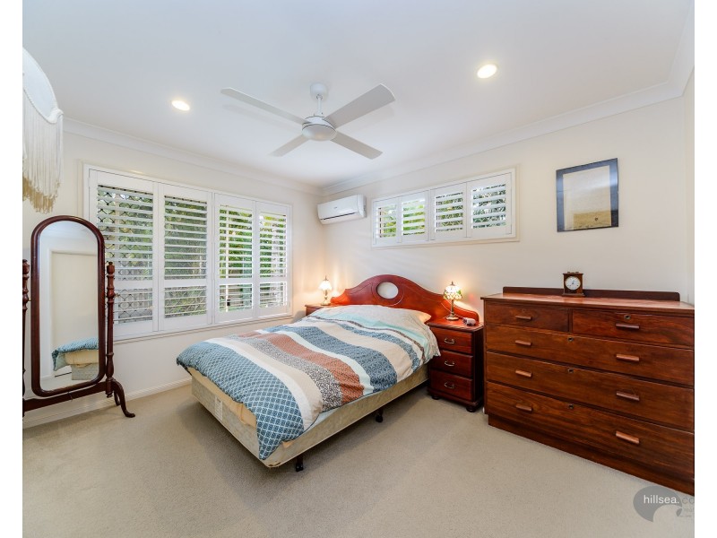 16 Maidstone Place, Parkwood QLD 4214