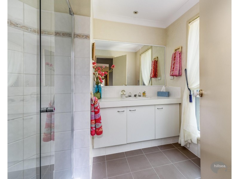 38 Greg Norman Crescent, Parkwood QLD 4214