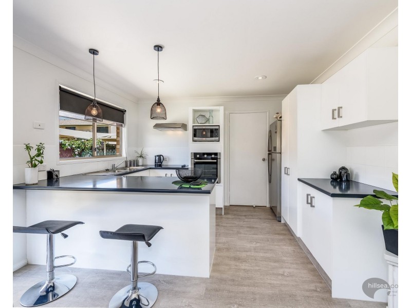 1/10 Riccarton Place, Labrador QLD 4215