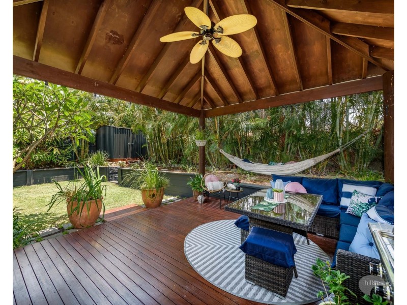 2/30 Botanical Drive, Labrador QLD 4215