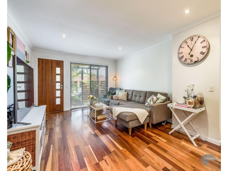 2/30 Botanical Drive, Labrador QLD 4215