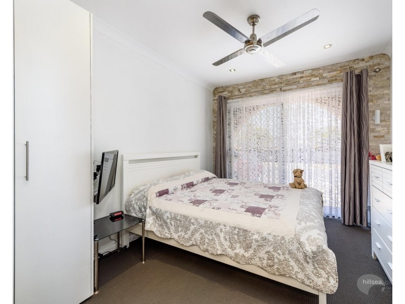 1/3 Orkney Place, Labrador QLD 4215