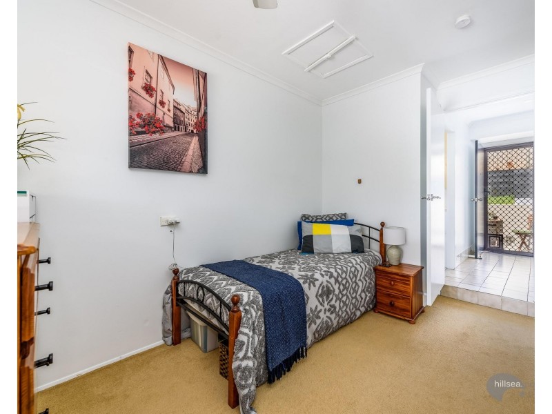 1/18 Hentdale Court, Labrador QLD 4215