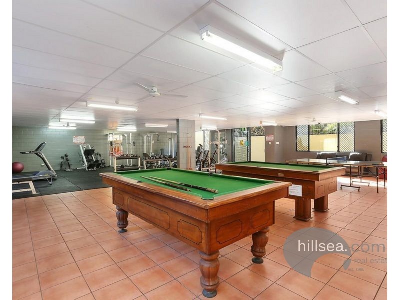 51/7-11 Brown Street, Labrador QLD 4215