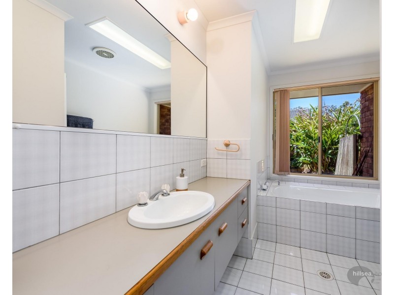 14 Kel Nagle Court, Parkwood QLD 4214