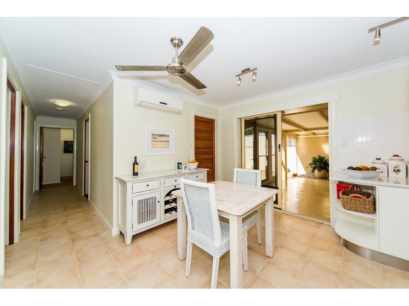 9 Mulkarra Street, Biggera Waters QLD 4216