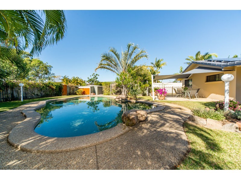 9 Mulkarra Street, Biggera Waters QLD 4216