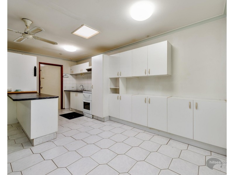 1/57 Morinda Way, Labrador QLD 4215