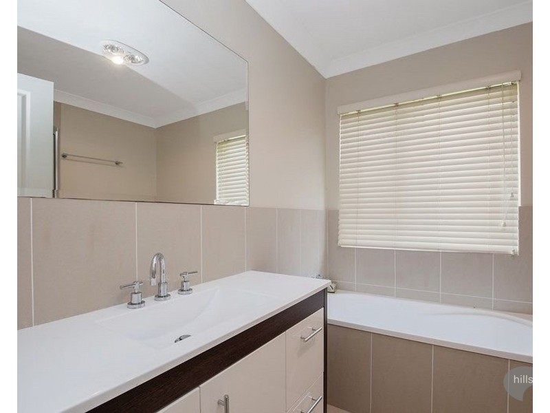 2/3 – 15 Fortuna Place, Parkwood QLD 4214