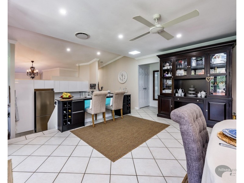 18 Tiger Drive, Arundel QLD 4214