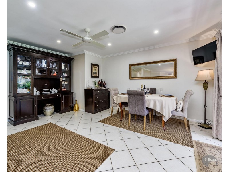 18 Tiger Drive, Arundel QLD 4214