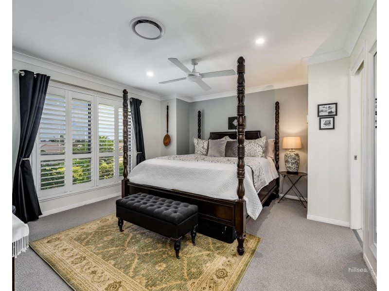 18 Tiger Drive, Arundel QLD 4214