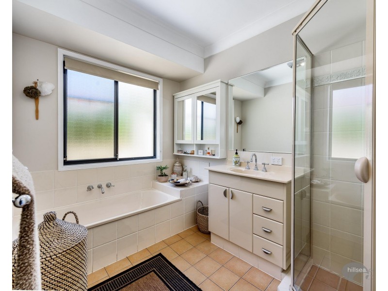 18 Tiger Drive, Arundel QLD 4214