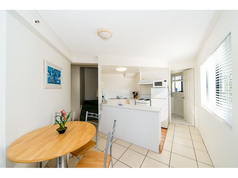 32/452 Marine Parade, Biggera Waters QLD 4216