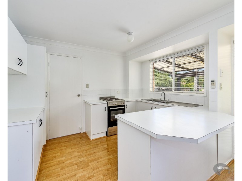 1/16 Stephanie Court, Labrador QLD 4215