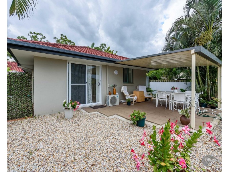 21/6 Buddy Holly Close, Parkwood QLD 4214