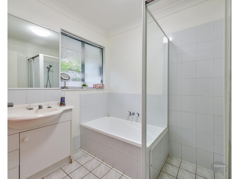 21/6 Buddy Holly Close, Parkwood QLD 4214