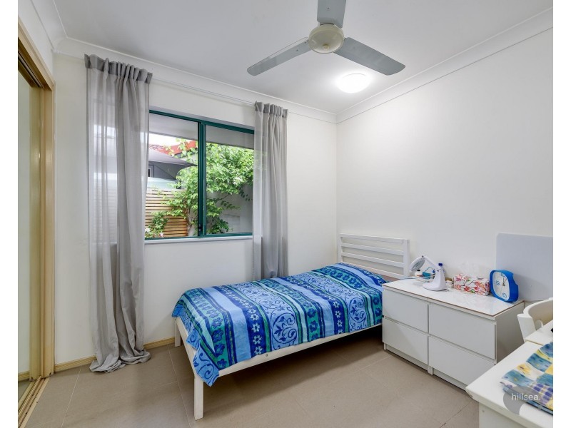 21/6 Buddy Holly Close, Parkwood QLD 4214