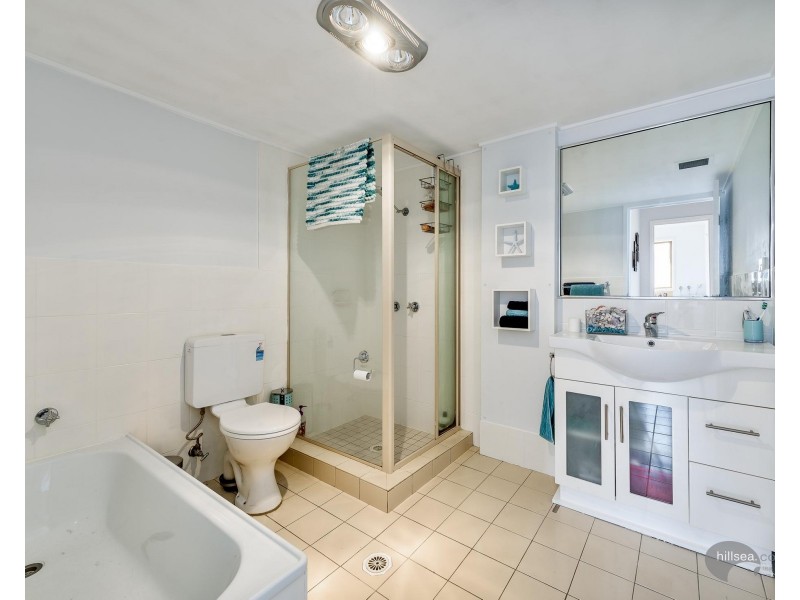 11/33-35 Whiting Street, Labrador QLD 4215