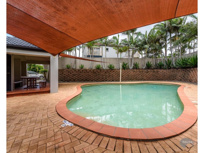 1/191 Greenacre Drive, Arundel QLD 4214