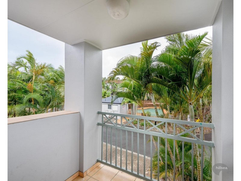 1/191 Greenacre Drive, Arundel QLD 4214