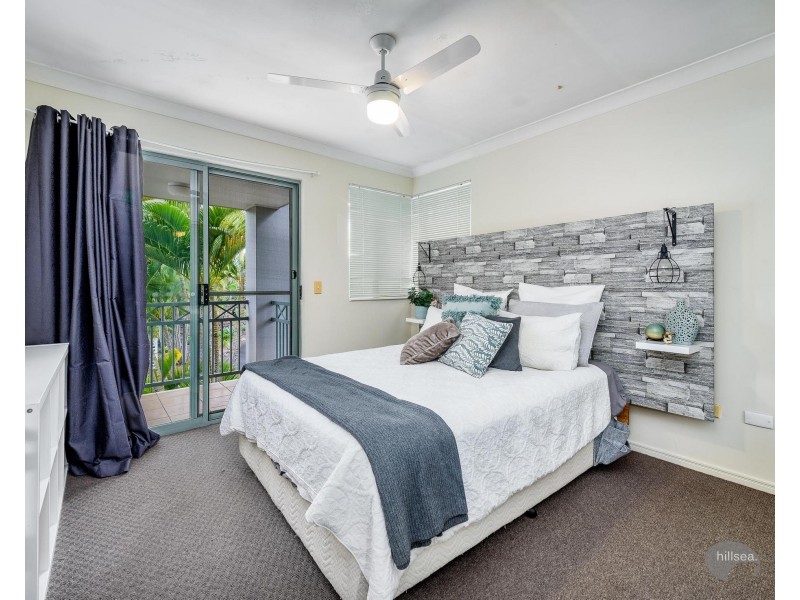 1/191 Greenacre Drive, Arundel QLD 4214