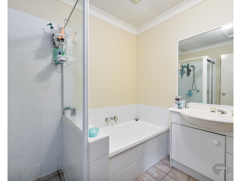 1/191 Greenacre Drive, Arundel QLD 4214