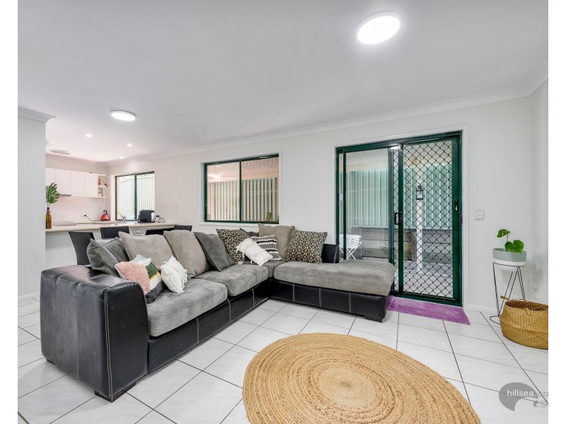 1/100 Greenacre Drive, Parkwood QLD 4214