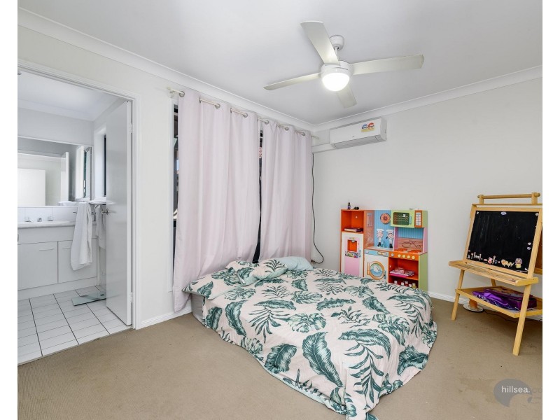 1/100 Greenacre Drive, Parkwood QLD 4214