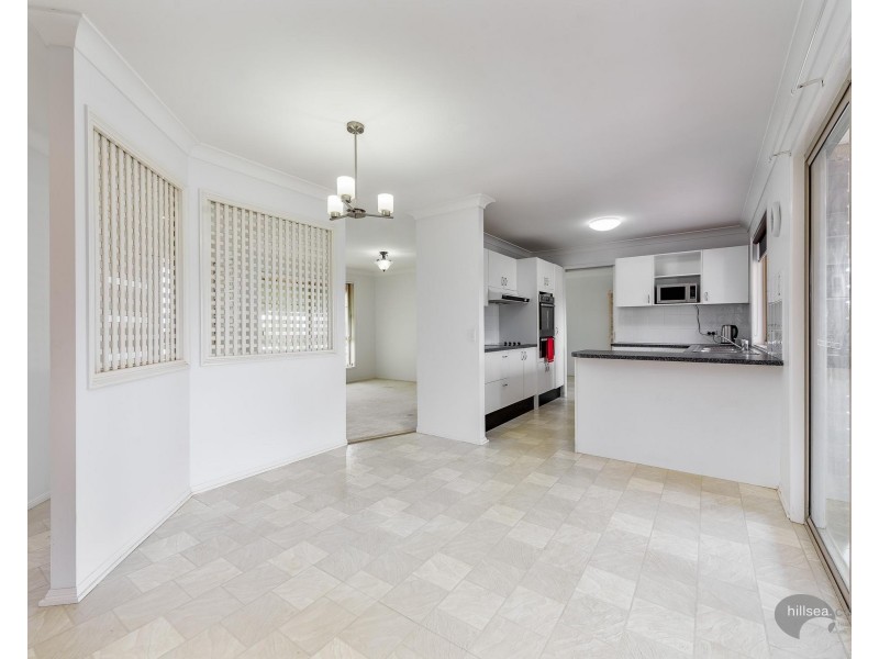 12 Goulburn Close, Arundel QLD 4214