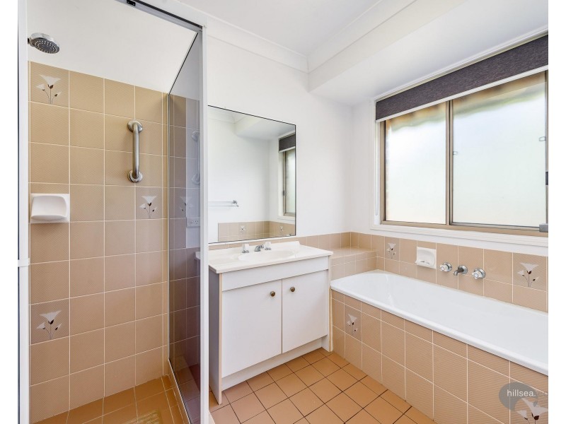 12 Goulburn Close, Arundel QLD 4214