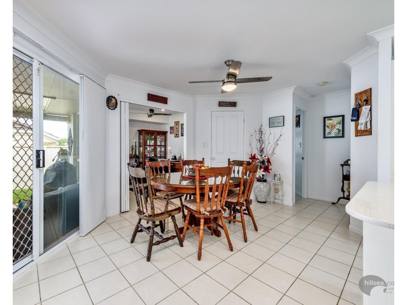 7 Leighanne Crescent, Arundel QLD 4214