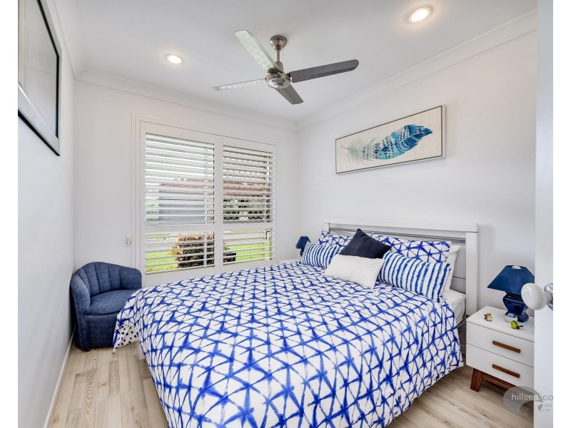 7 Leighanne Crescent, Arundel QLD 4214