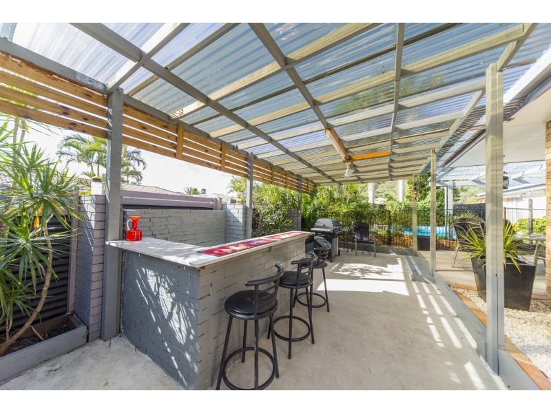 49 Mildura Drive, Helensvale QLD 4212