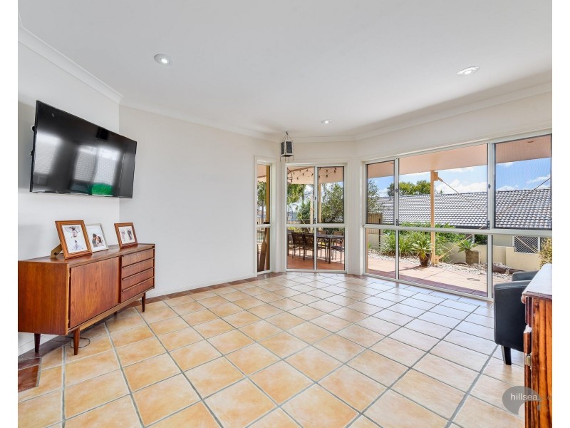 12 Pearson Close, Arundel QLD 4214