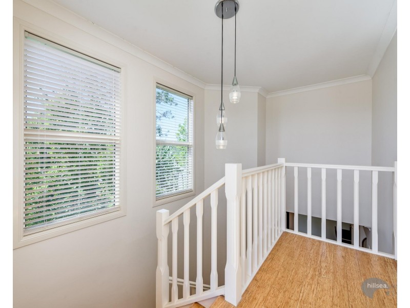 12 Pearson Close, Arundel QLD 4214