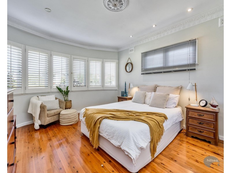 87 Central Street, Labrador QLD 4215