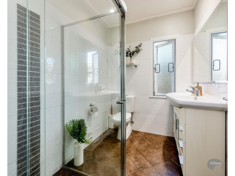 87 Central Street, Labrador QLD 4215