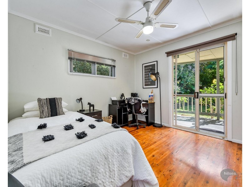 87 Central Street, Labrador QLD 4215