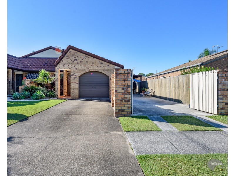 1/23 Brown Street, Labrador QLD 4215