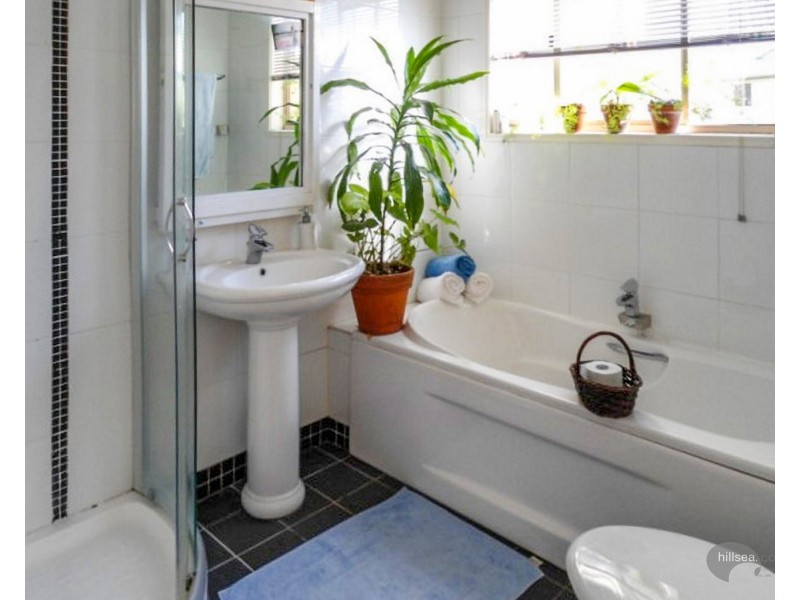 21/81 Olsen Avenue, Labrador QLD 4215
