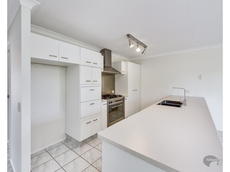 9 County Close, Parkwood QLD 4214