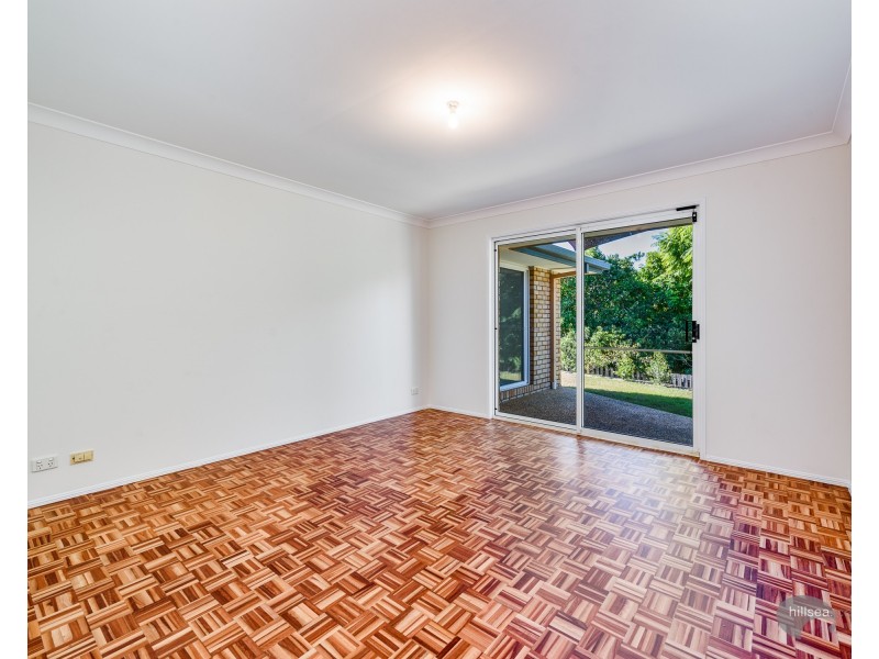 9 County Close, Parkwood QLD 4214